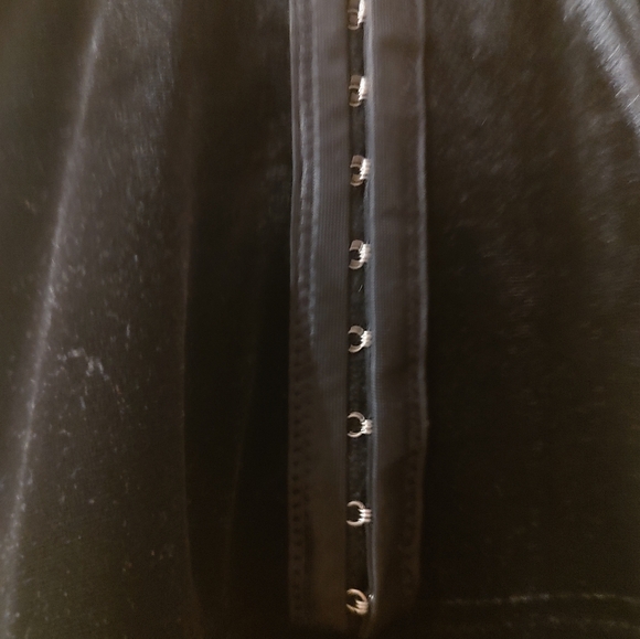 Very good condition black mini dress - Picture 4 of 5